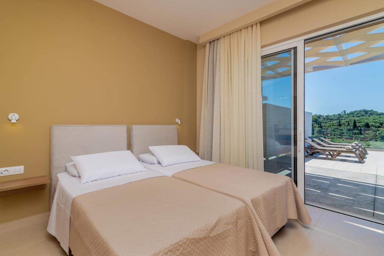 Spartakos Luxury Villa 2 Koukounariá Kültér fotó