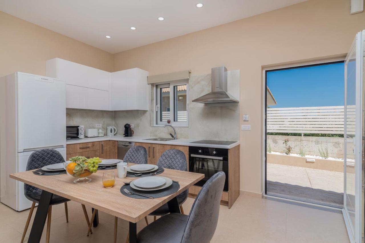 Spartakos Luxury Villa 2 Koukounariá Kültér fotó